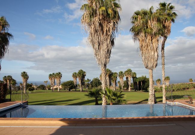 Villa em Adeje - Serenity by the Green