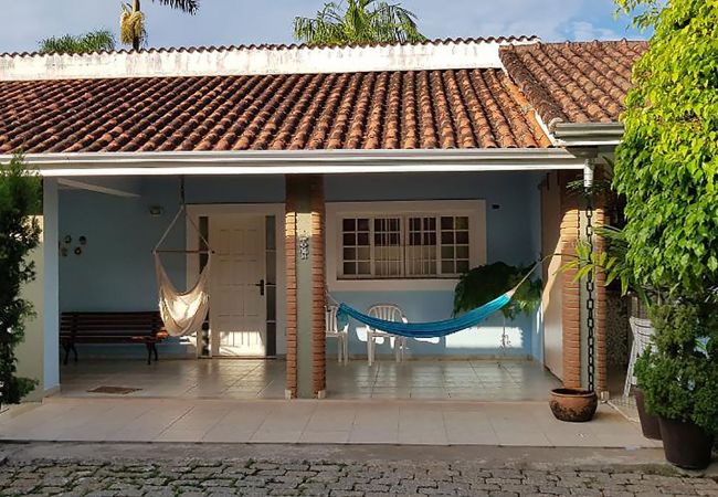 Casa em Caraguatatuba - Casa com churrasqueira no Centro de Caraguatatuba