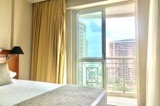 Quarto em Rio de Janeiro - Suíte, piscina e academia | BPremium T3 Z10