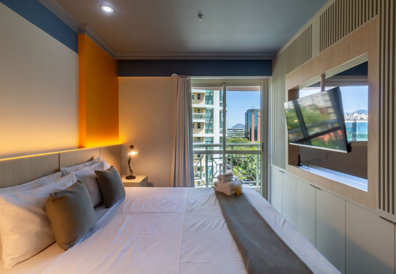 Quarto em Rio de Janeiro - Suíte, piscina e academia | BPremium T5 
