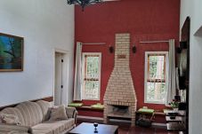 Casa de Campo em Ibiúna - Sítio Martins com lazer completo em Ibiúna - SP