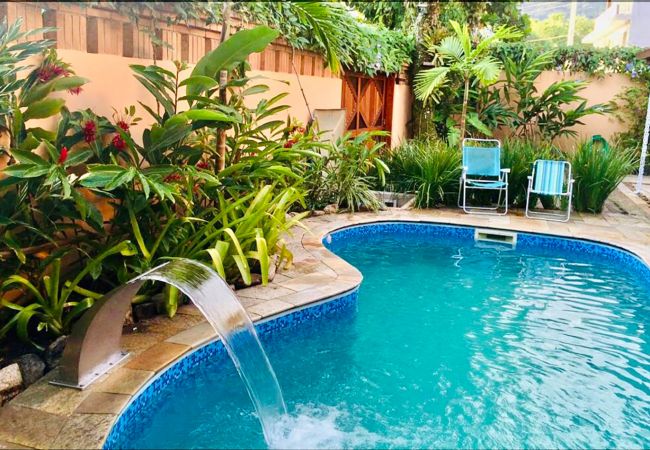 Casa em São Sebastião - Casa com lazer a 2 minutos da Praia de Juquehy 