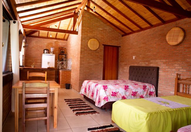 Apartamento em Conceição da Ibitipoca - NOVO: Aconchegante chalé em Lima Duarte/MG