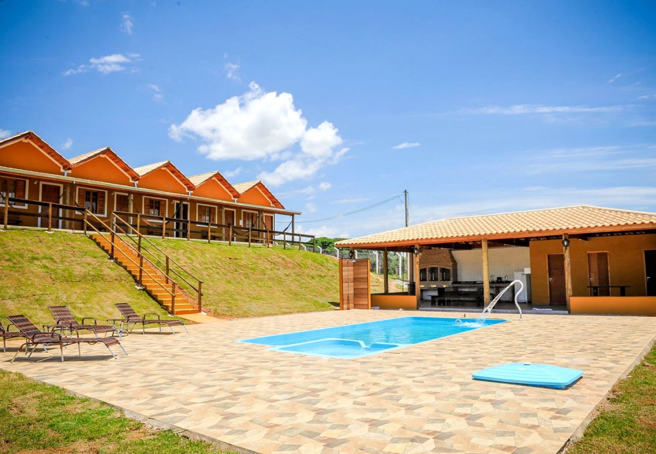 Casa em Socorro - NOVO: Incrível chácara com Wi-Fi em Socorro/SP