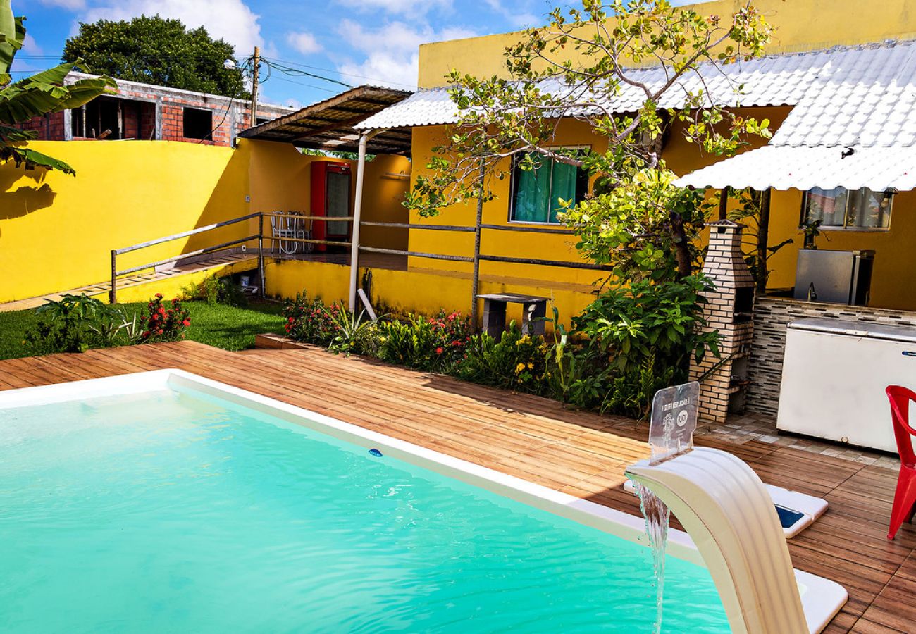 Casa em Camaçari - NOVO: Casa aconchegante com piscina em Camaçari/BA
