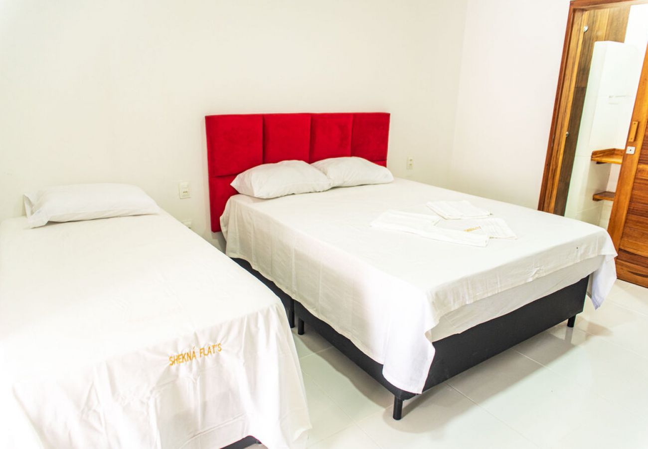 Apartamento em Fortim - Flat com Wi-Fi na Praia Pontal de Maceió/CE