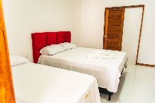 Apartamento em Fortim - Flat com Wi-Fi na Praia Pontal de Maceió/CE