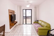 Apartamento em Guarapari - Apto com Wi-Fi a 1 min do mar na Praia do Morro/ES