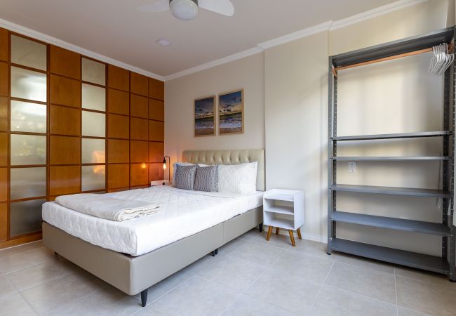 Apartamento em Rio de Janeiro - Refúgio em Copacabana | Para 4 pessoas | NSC401 