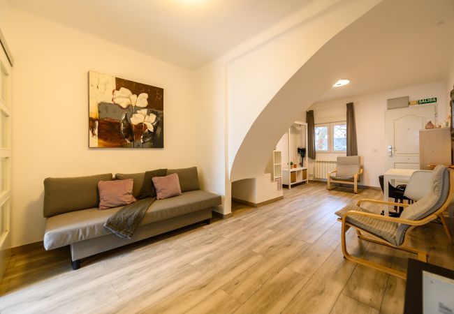 Chalé em Madrid - Chalet Ciudad Lineal 3HH M (MIS57)