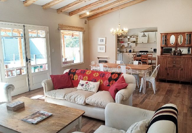 Casa em Luján de Cuyo - Lindísima Casa en La Puntilla con Pileta