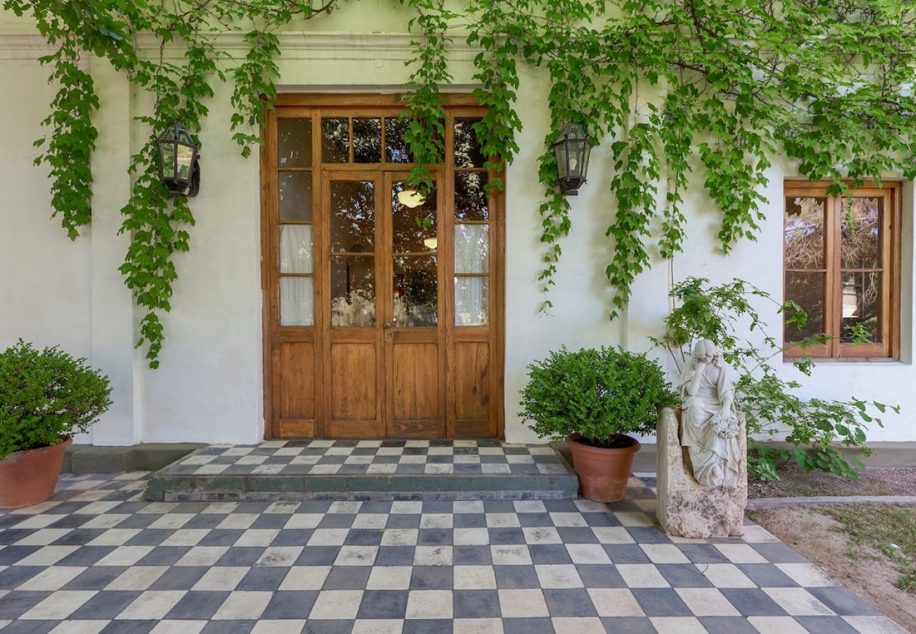 Casa em Luján de Cuyo - Tradicional Casona de época, con desayuno