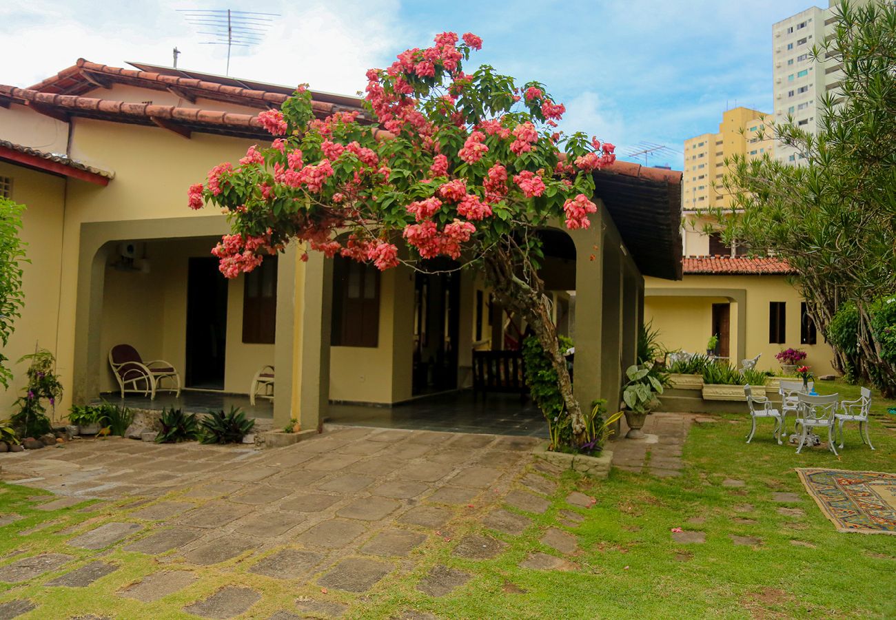 Casa em Natal - Casa aconchegante c jardim em Ponta Negra Natal/RN