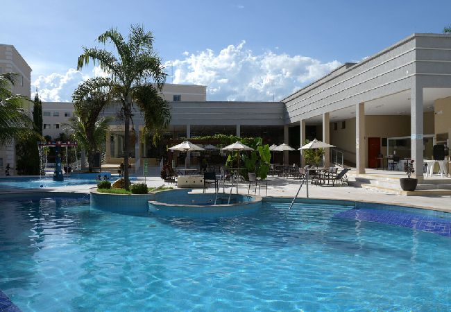 Apartamento em Caldas Novas - Ótimo apto c piscina e Wi-Fi em Caldas Novas/GO