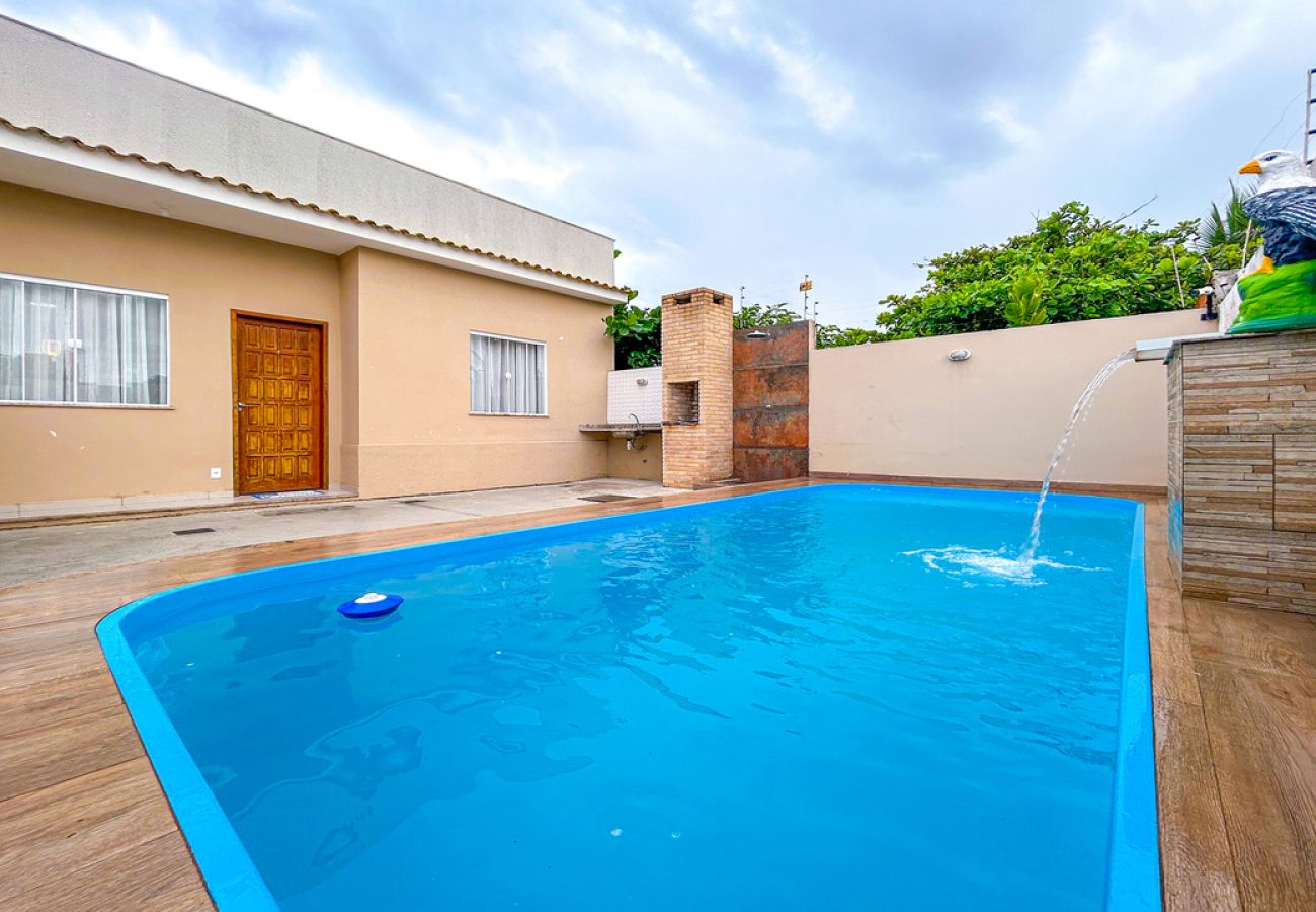 Casa em Casimiro de Abreu - Casa em frente ao mar c lazer em Barra de São João