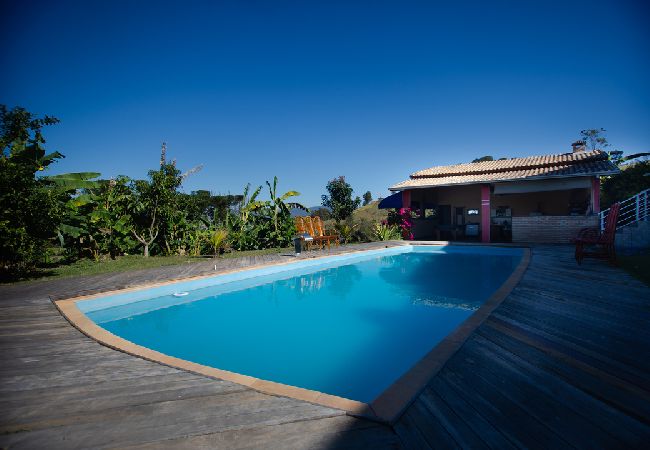 Casa em Extrema - Chácara confortável c piscina e lazer - Extrema/MG