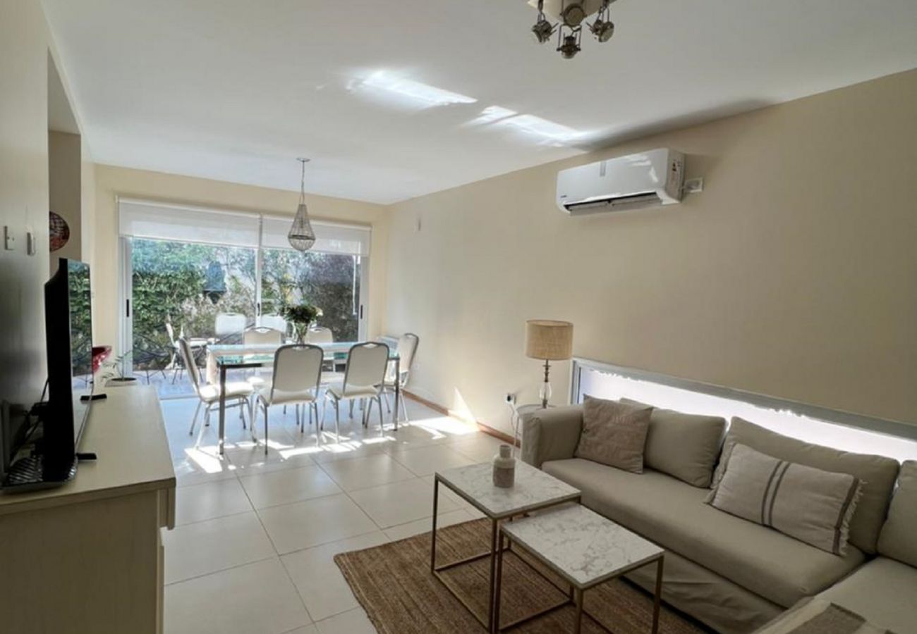 Casa em Luján de Cuyo -  Espacioso duplex cerca del mall Palmares