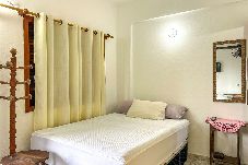 Apartamento em Ubatuba - Ótimo Apto a 250m da Praia do Itaguá 