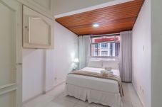 Apartamento em Rio de Janeiro - Charme em Copa | Ótimo para casais | MVC1103