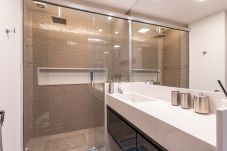 Apartamento em Rio de Janeiro - Próximo da Lagoa, em frente ao CASV | PC204