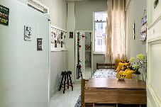 Apartamento em Rio de Janeiro - Ótimo studio c WiFi a 190m da Praia do Leme/RJ	