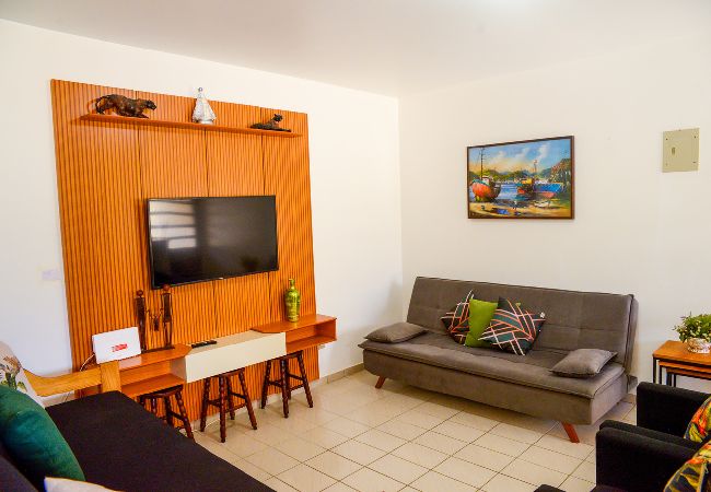 Apartamento em Ubatuba - Apto na cobertura a 300m da Praia Grande - Ubatuba