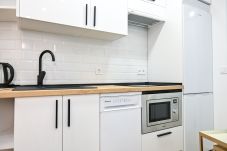 Apartamento em Madrid - Encantador apartamento de un dormitorio en Madrid, cerca al metro Tetuán . Temporal 