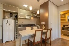 Apartamento em Gramado - Loft alto padrão a menos de 400m da R Coberta!