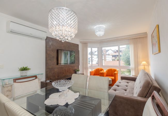 Apartamento em Gramado - Apto moderno 2 suítes a 100m da R Coberta!