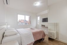 Apartamento em Gramado - Apto moderno 2 suítes a 100m da R Coberta!