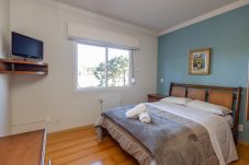 Apartamento em Gramado - Apto 2 dormitórios (1 suíte) junto ao centro