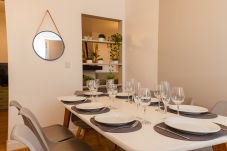 Apartamento em Gramado - Apto 4 quartos (2 suítes), 130 m da R Coberta