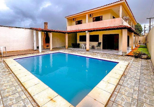 Casa em Barra de Santo Antônio - Casa com piscina a 350m da Praia do Croá / Alagoas