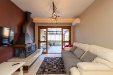 Apartamento em Gramado - Terraço gigante no coração de Gramado (4 dorm)!