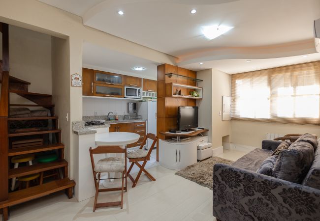 Apartamento em Gramado - Duplex 2D (2 banheiros) a 300m da Rua Coberta!