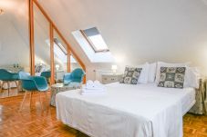 Apartamento em Madrid -  Dúplex Ático con Espectaculares Vistas al Parque en Tetuán. Temporal 