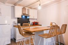 Apartamento em Madrid - Moderno y Elegante piso en Arg&uuml;elles con 2 Suites y Vestidor &ndash; Ideal para Familias .Temporal
