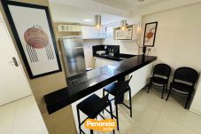 Apartamento em João Pessoa - APARTAMENTO 65M2 – VARANDA COM VISTA FRENTE MAR  