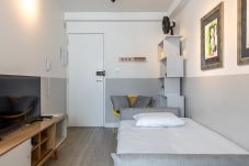 Apartamento em São Paulo - Vila Mariana, Piscina, Academia ao lado do metrô