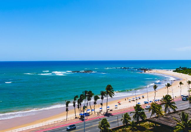 Apartamento em Salvador - Loft pet-friendly c/ Wi-Fi à 100m da praia