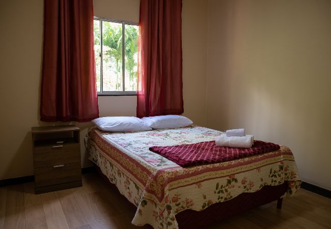 Casa em Marechal Floriano - Sítio tranquilo e equipado com churrasq e Wi-Fi