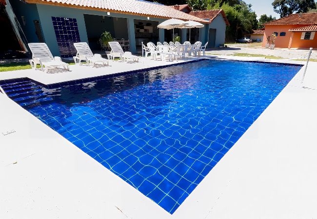 Casa em Socorro - Chácara com piscina, área gourmet equipada e Wi-Fi