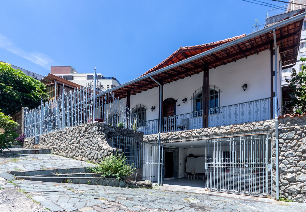 Casa em Belo Horizonte - Flat funcional, com Wi-Fi e ótima localização