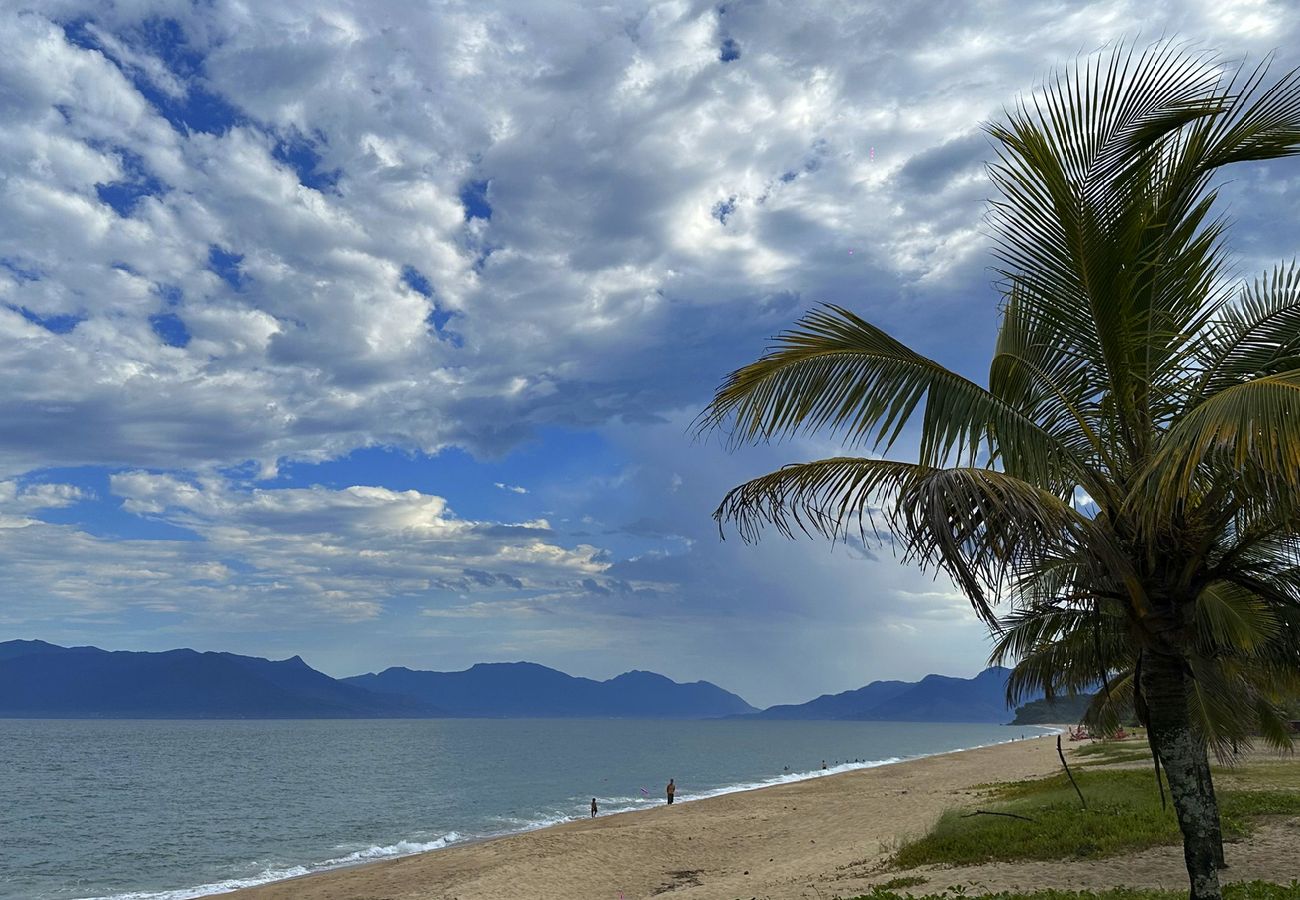 Casa em Caraguatatuba - Casa aconchegante perto da Praia de Massaguaçu