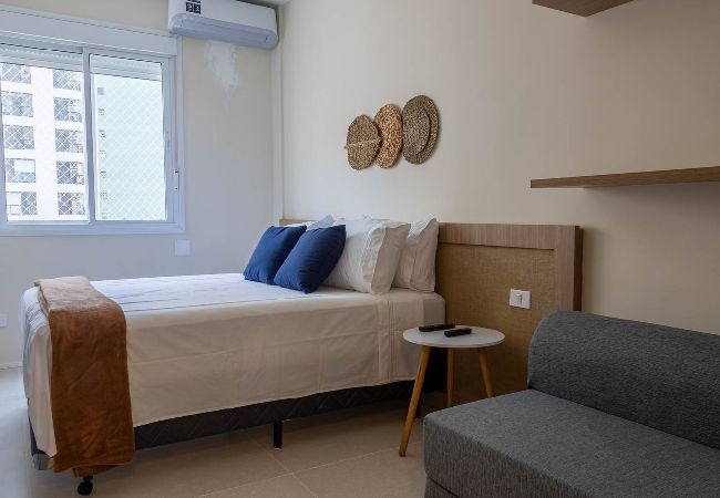 Apartamento em Santos - Apto com Wi-Fi frente mar - Conforto e Praticidade