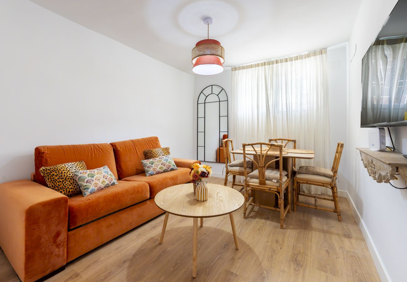 Apartamento em Madrid - Magnífico Piso de 3 dormitorios en Madres Plaza de Mayo – Espacioso y Cómodo –Madrid. Temporal 