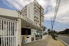 Apartamento em Bertioga - Apto com lazer completo a 500m da Praia da Enseada