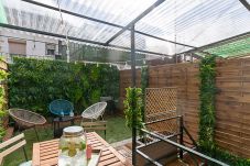 Quarto em Madrid - Sucre: Habitación con confort y esencia boliviana en Madrid Temporal