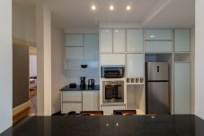 Apartamento em Rio de Janeiro - Espaço e Conforto em Copacabana | D405