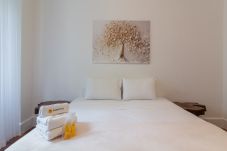 Apartamento em Rio de Janeiro - Espaço e Conforto em Copacabana | D405